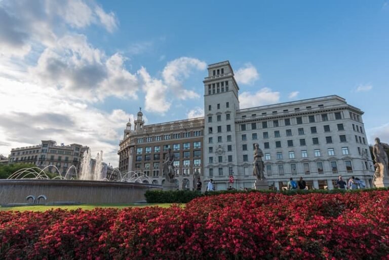 Catalonia Barcelona Plaza
